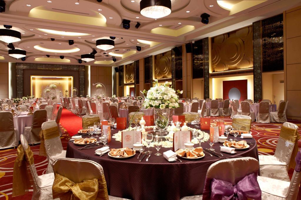 Evergreen Resort Hotel - Jiaosi Jiaoxi Esterno foto The ballroom at the Mandarin Oriental, Bangkok